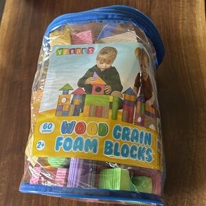 NWT Wood grain foam blocks 60 pieces